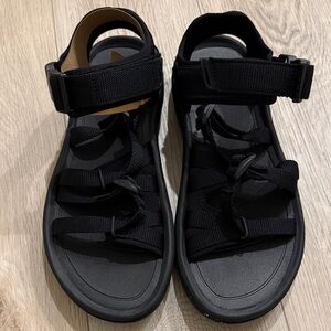 NWOT Teva Black Men's Sandals